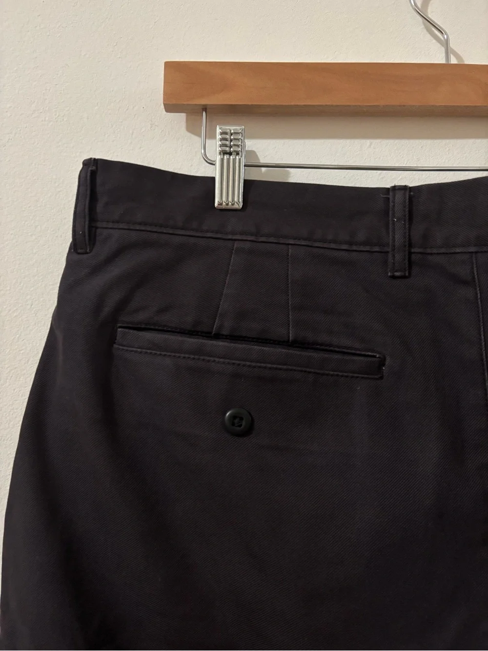 J Crew Men’s Classic Chino in Charcoal Size 36x32